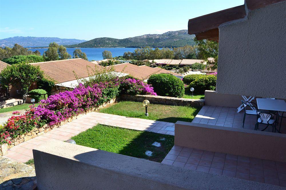 Residence Porto Mannu Palau Exterior photo